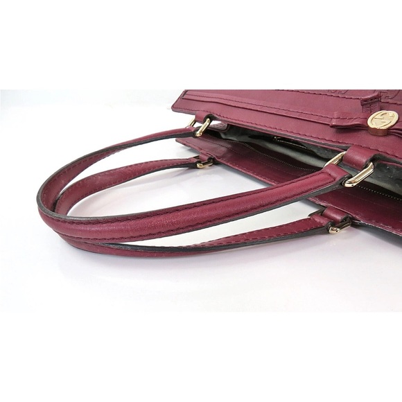 Gucci Mayfair Shoulder Bag - Picture 9 of 15